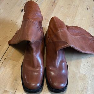 Dollhouse brand. Leather riding boot style. Caramel brown. Size 8. Lined.